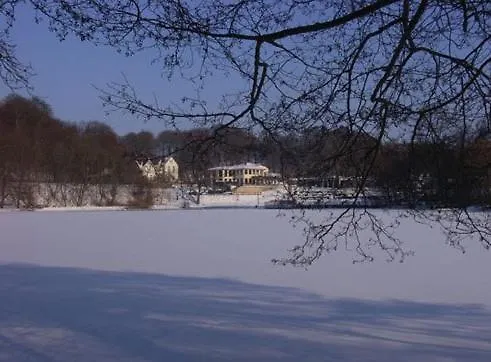 Hotell Im Steinbusch 2*